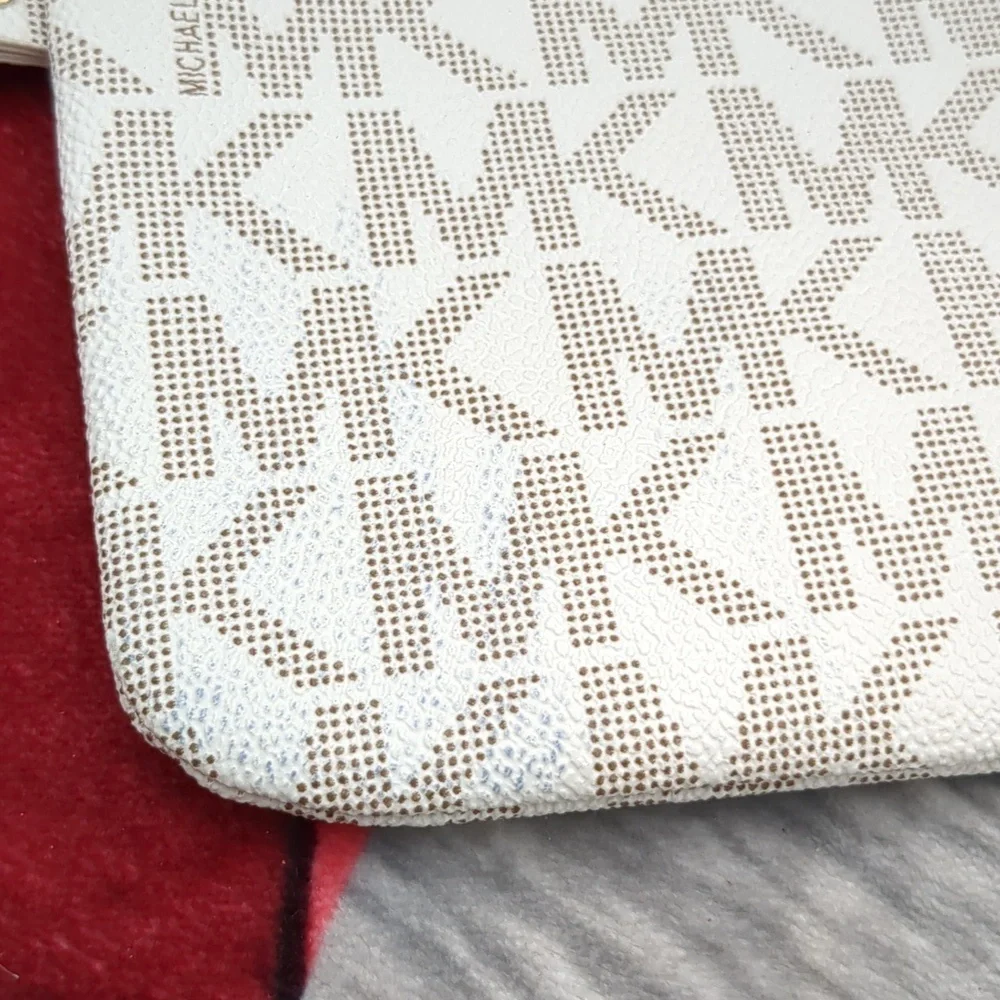 Michael kors belt bag